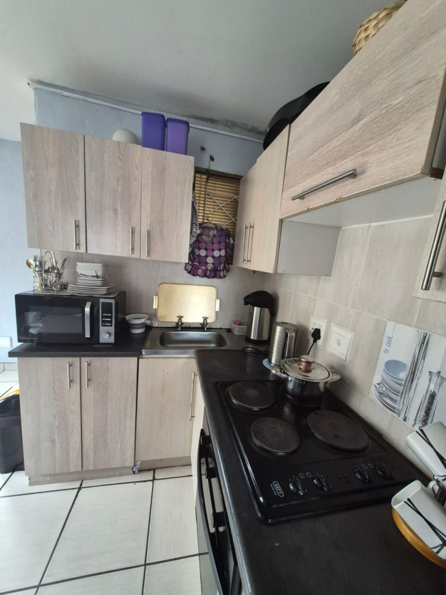 1 Bedroom Property for Sale in Amalinda Eastern Cape